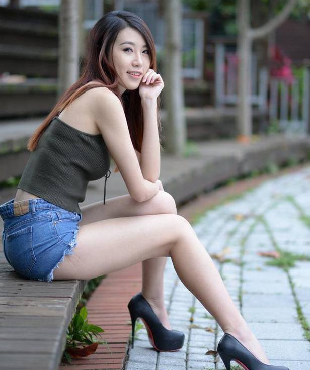 她的罗曼史照片无修版